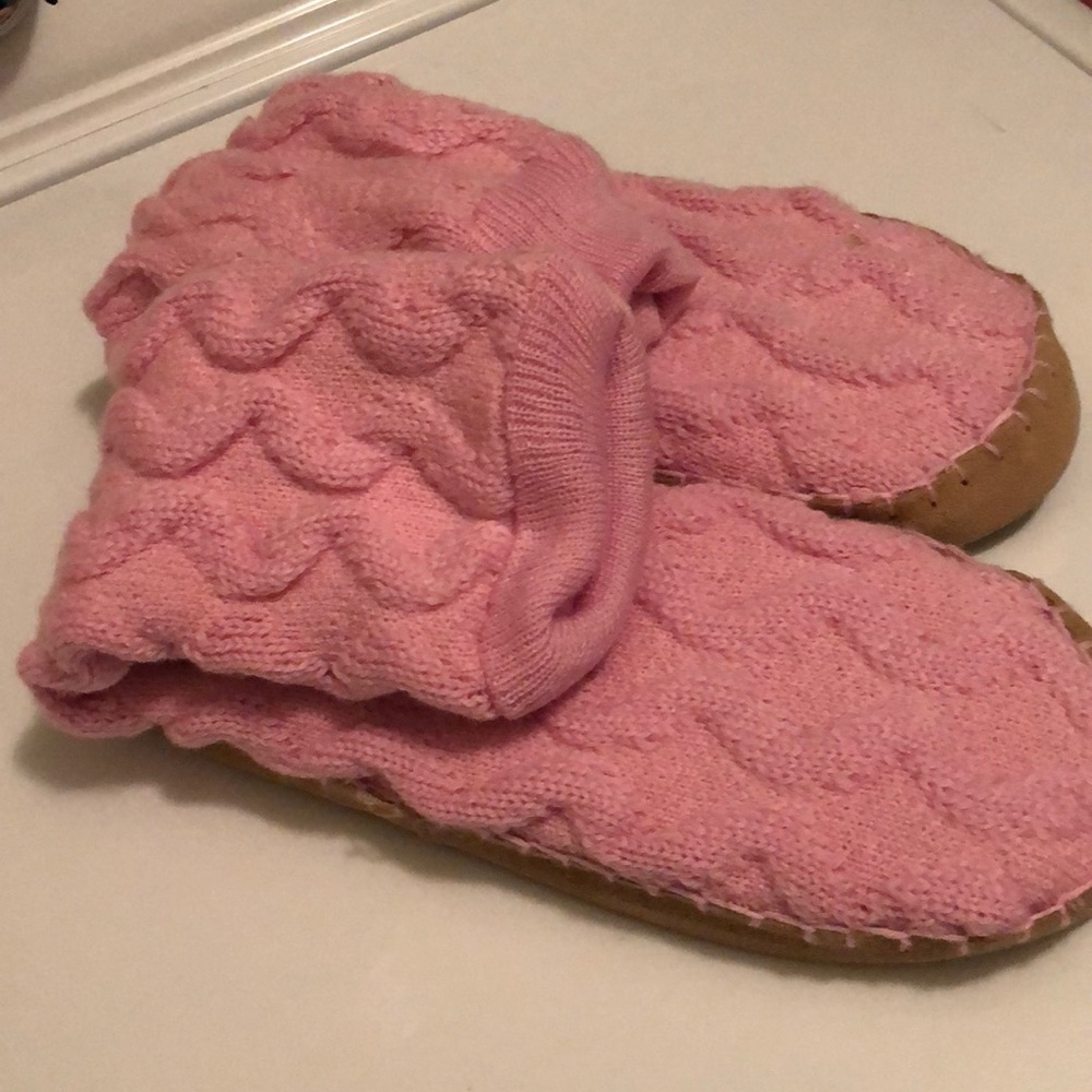 Muk Luks slippers